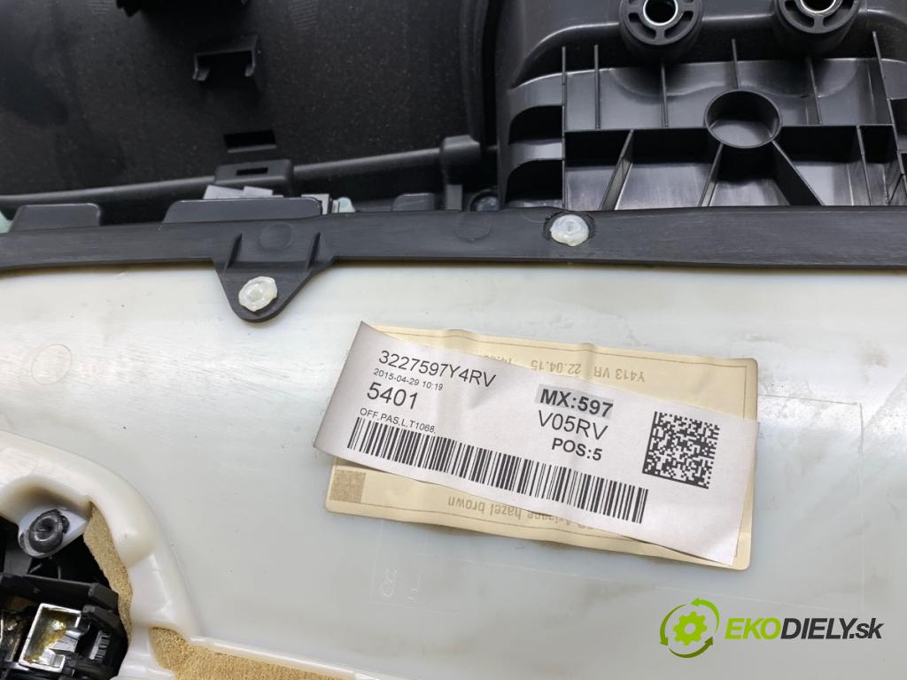VOLVO XC60 I SUV 2015 140 kW D4 AWD 2400 čalúnenie Dvere pravy predný