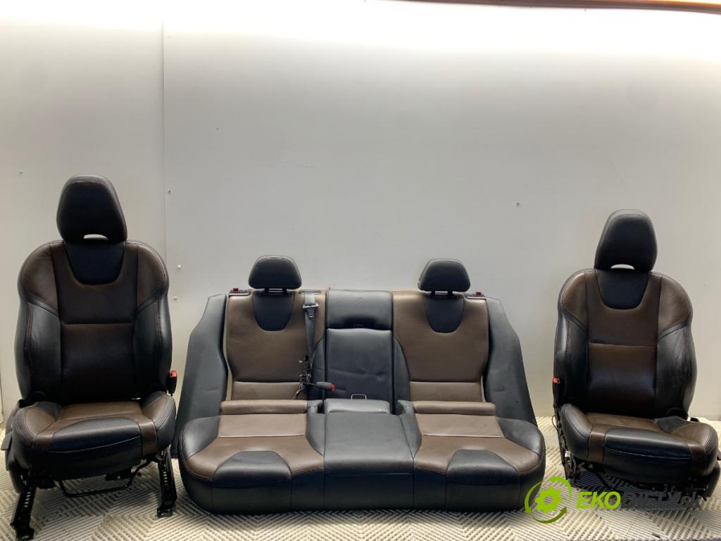 VOLVO XC60 I SUV 2015 140 kW D4 AWD 2400 Sedadlá, sedačky Sedadlo 