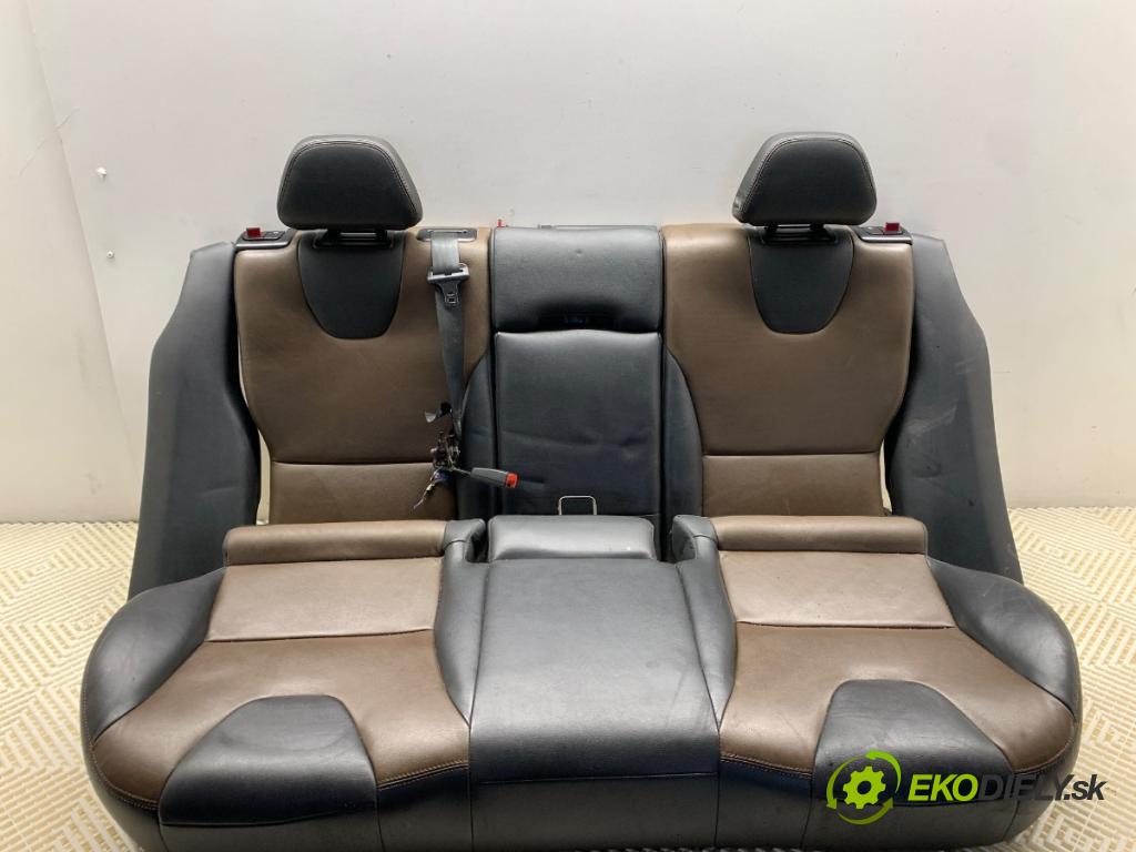 VOLVO XC60 I SUV 2015 140 kW D4 AWD 2400 Sedadlá, sedačky Sedadlo