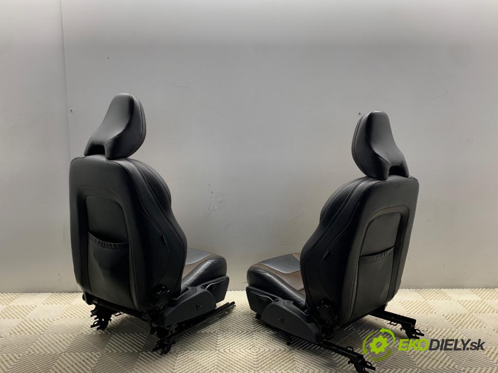 VOLVO XC60 I SUV 2015 140 kW D4 AWD 2400 Sedadlá, sedačky Sedadlo