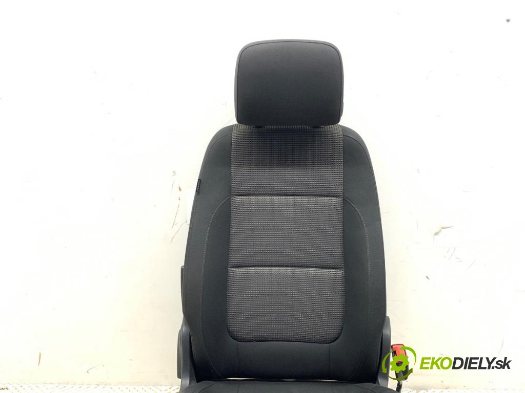 VW SHARAN nadwozie wielkoprzestrzenne (MPV) 2015 103 kW 2.0 TDI 1968 sedadlo pravý přední část