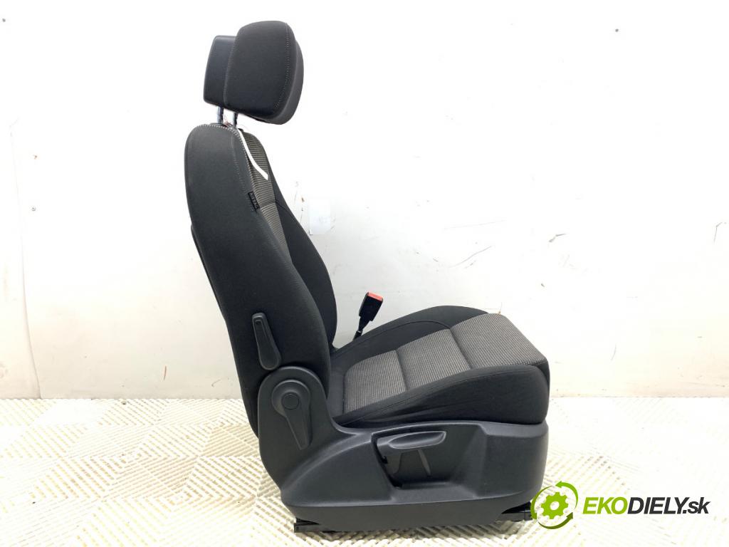 VW SHARAN nadwozie wielkoprzestrzenne (MPV) 2015 103 kW 2.0 TDI 1968 sedadlo pravý přední část