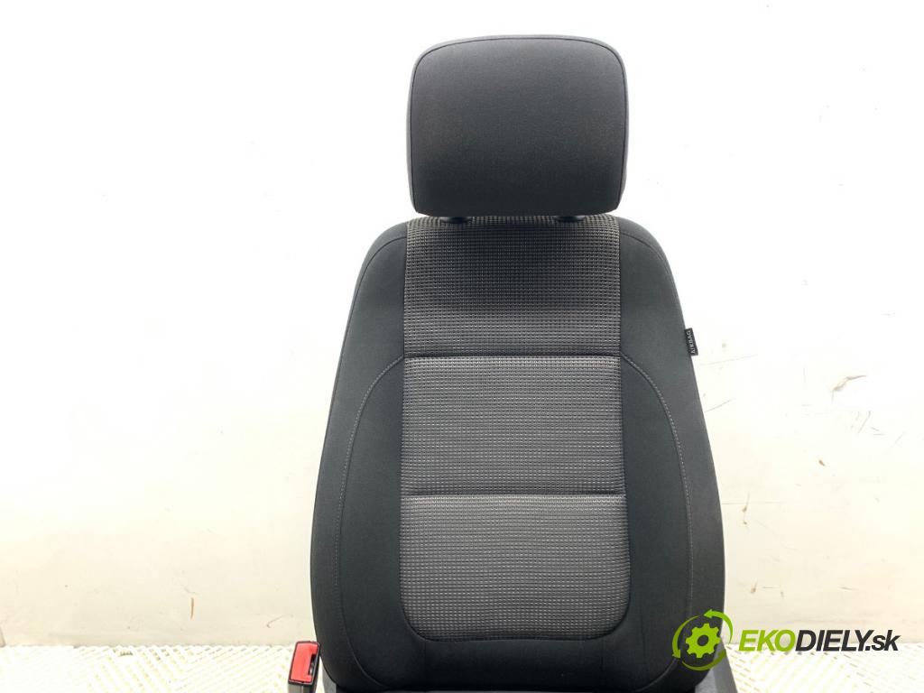 VW SHARAN nadwozie wielkoprzestrzenne (MPV) 2015 103 kW 2.0 TDI 1968 sedadlo levý přední část