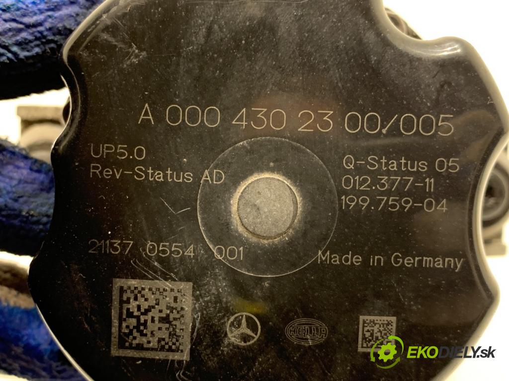 MERCEDES-BENZ eSPRINTER Skrzynia Skrzynia 2021 85 kW Electric (910.633)  pumpa vakuová A0004302300