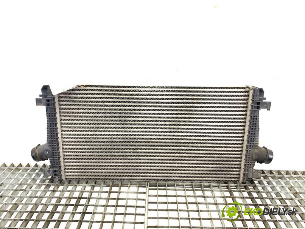 OPEL ASTRA J liftback 2013 81 kW 1.7 CDTI (68) 1686 intercooler 13267647 (Intercooler (chladič nasávaného vzduchu))