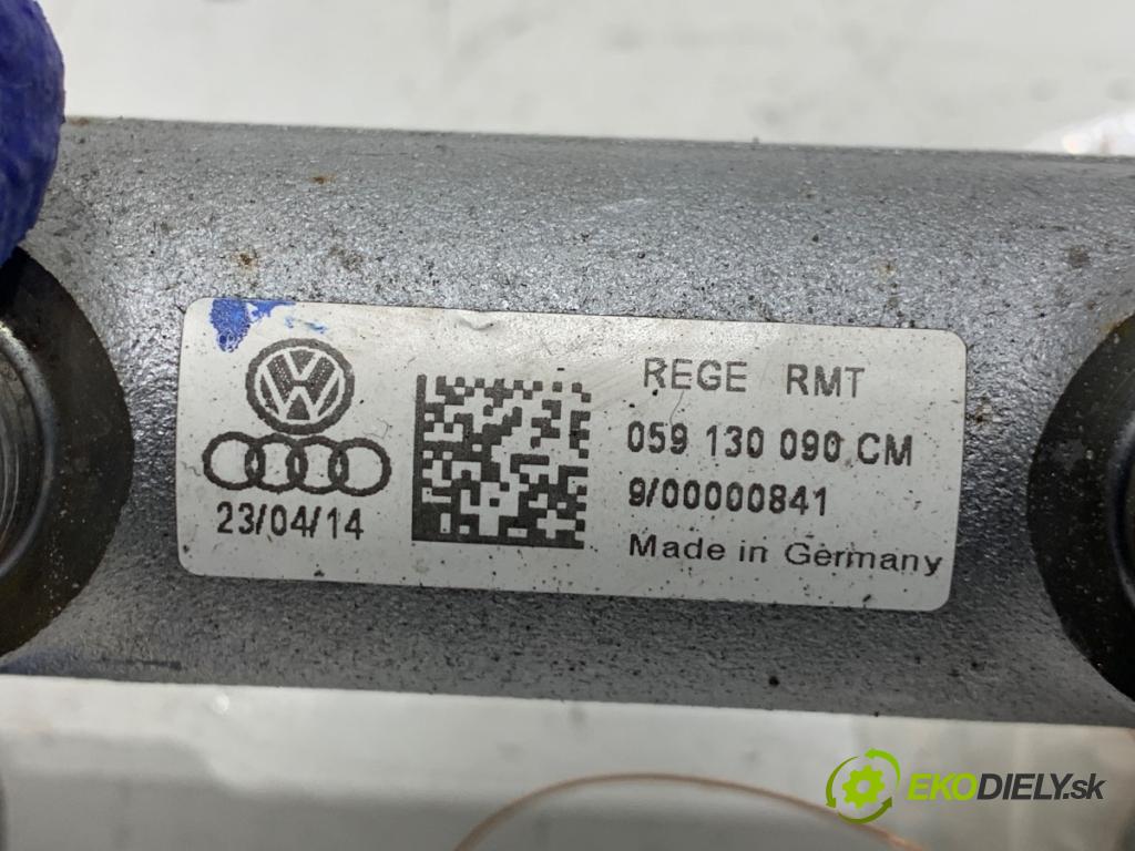 AUDI A6 C7 sedan 2014 180 kW 3.0 TDI quattro 2967 lišta vstřikovací 059130090CM (Vstřikovací lišta)