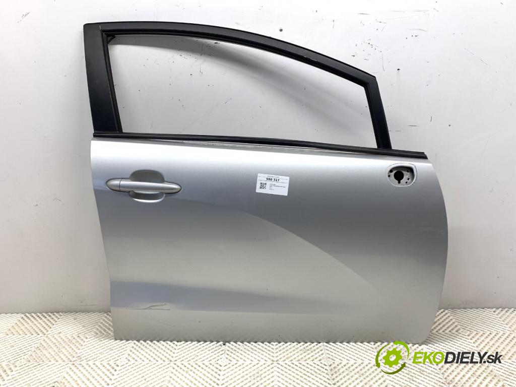 KIA RIO III sedan 2016 63 kW 1.25 CVVT 1248 Dvere pravy predný 