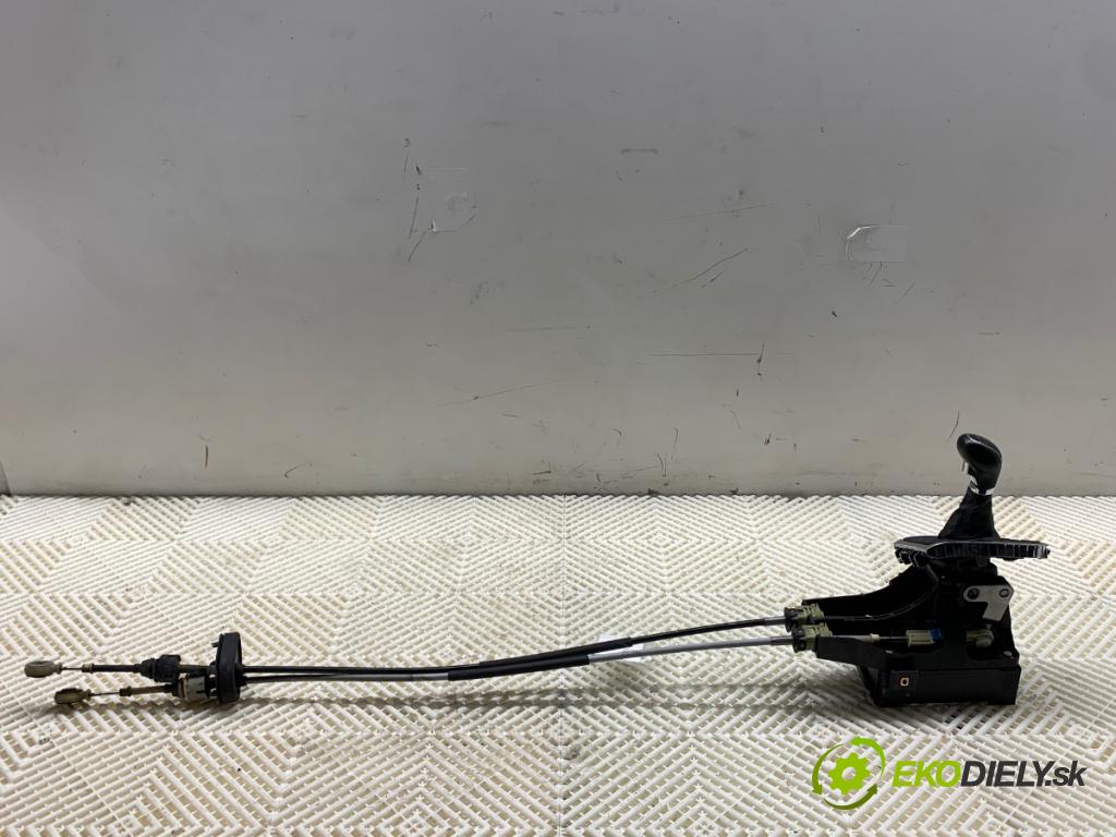 OPEL ASTRA J liftback 2013 81 kW 1.7 CDTI (68) 1686 Kulisa 55598025 (Rýchlostná páka (kulisa))