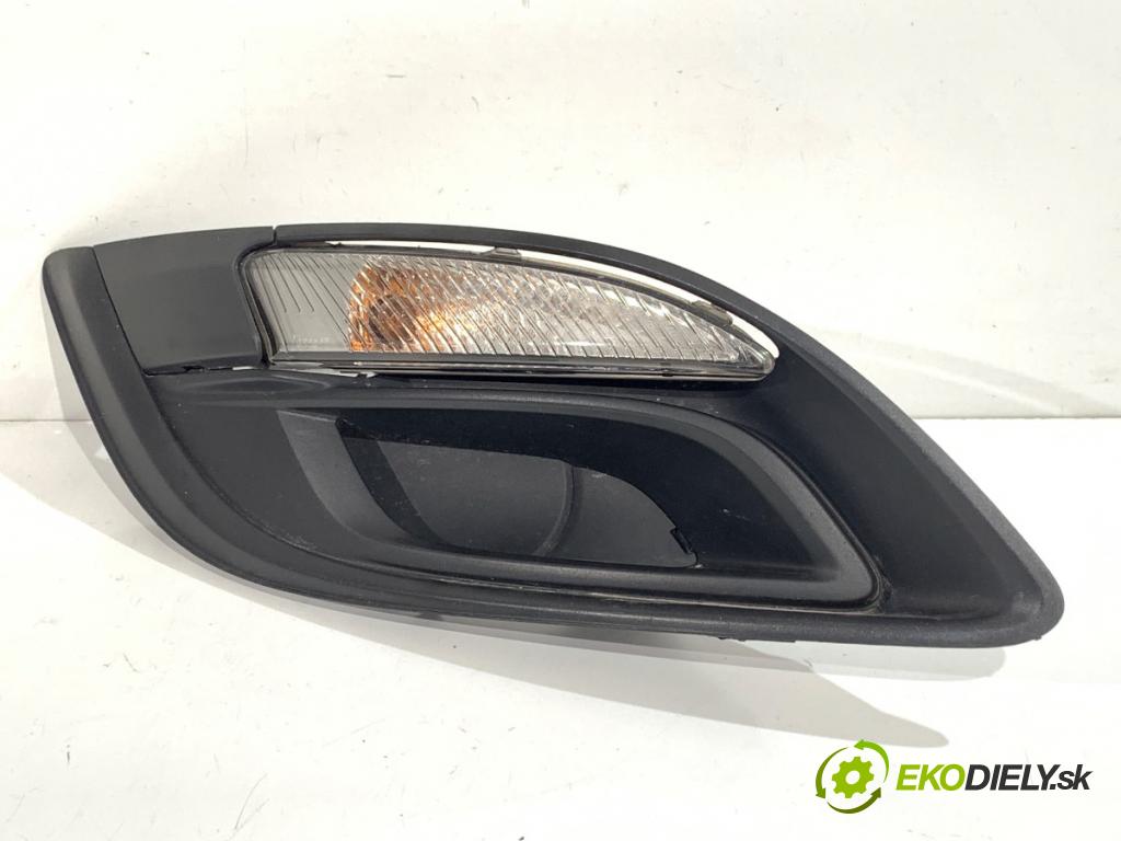 OPEL ASTRA J liftback 2013 81 kW 1.7 CDTI (68) 1686 mří nárazníka pravý přední část 13367143