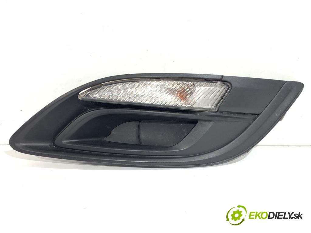 OPEL ASTRA J liftback 2013 81 kW 1.7 CDTI (68) 1686 mří nárazníka levý přední část 13367142