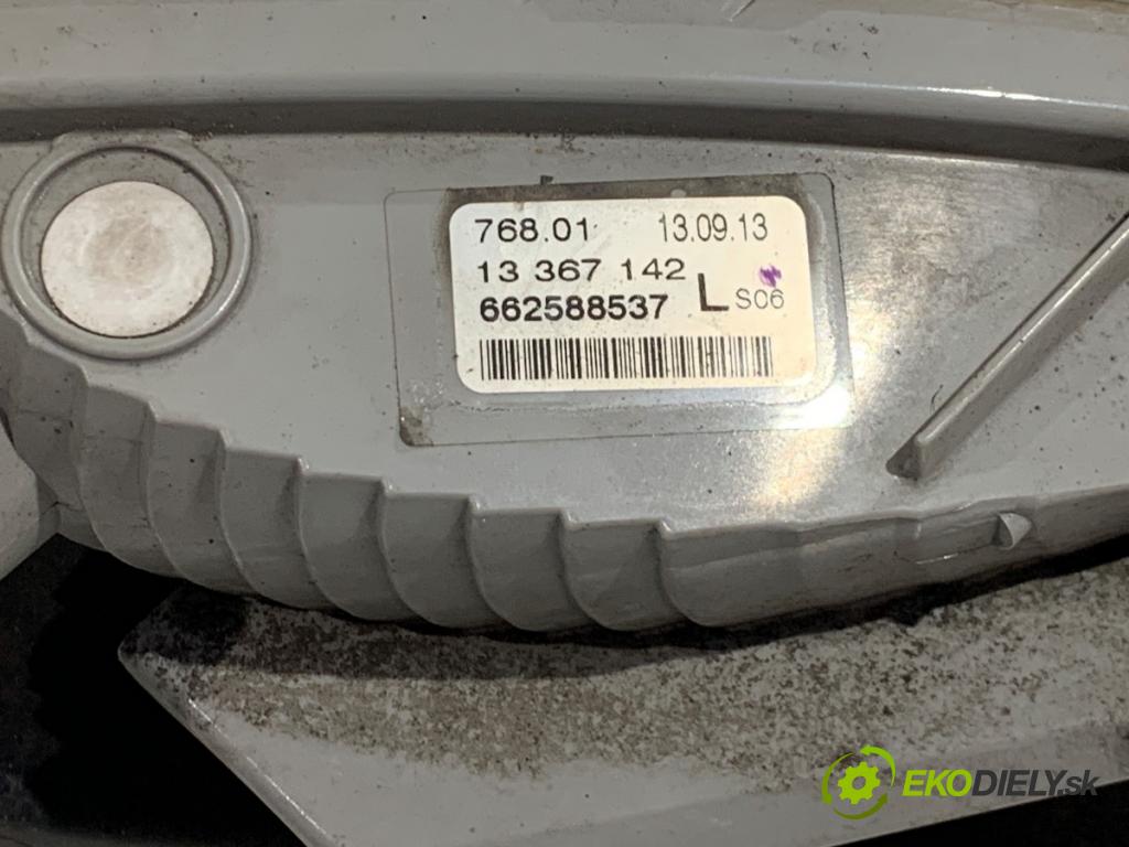 OPEL ASTRA J liftback 2013 81 kW 1.7 CDTI (68) 1686 mří nárazníka levý přední část 13367142