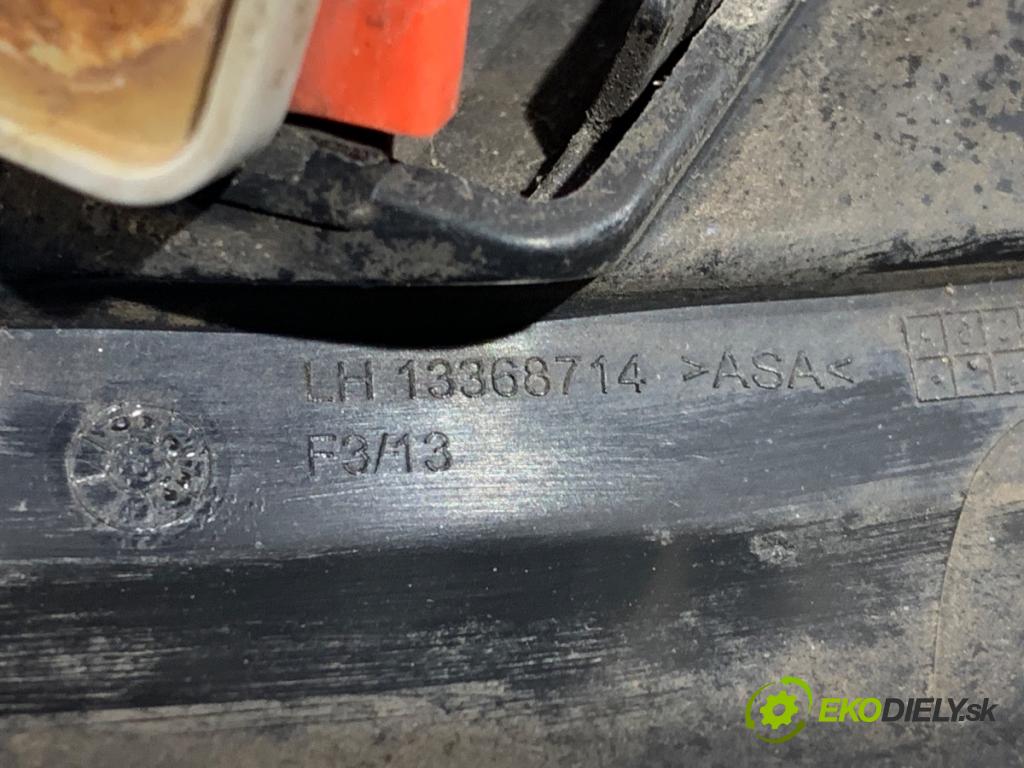 OPEL ASTRA J liftback 2013 81 kW 1.7 CDTI (68) 1686 mří nárazníka levý přední část 13367142