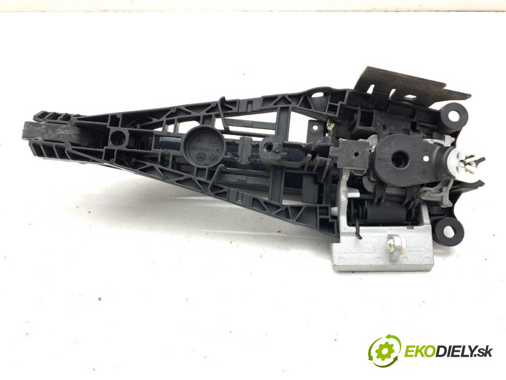 OPEL ASTRA J liftback 2013 81 kW 1.7 CDTI (68) 1686 klika vnejší levý přední část