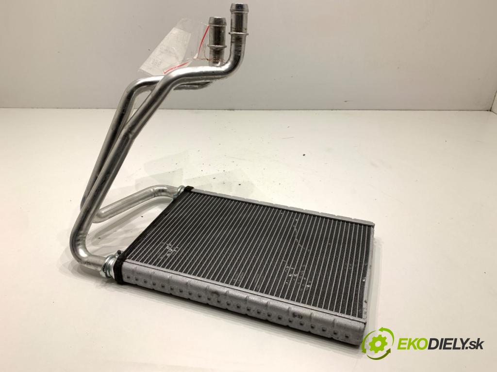 MERCEDES-BENZ eSPRINTER Skrzynia Skrzynia 2021 85 kW Electric (910.633)  Výhrevné teleso, radiátor kúrenia  (Radiátor kúrenia)