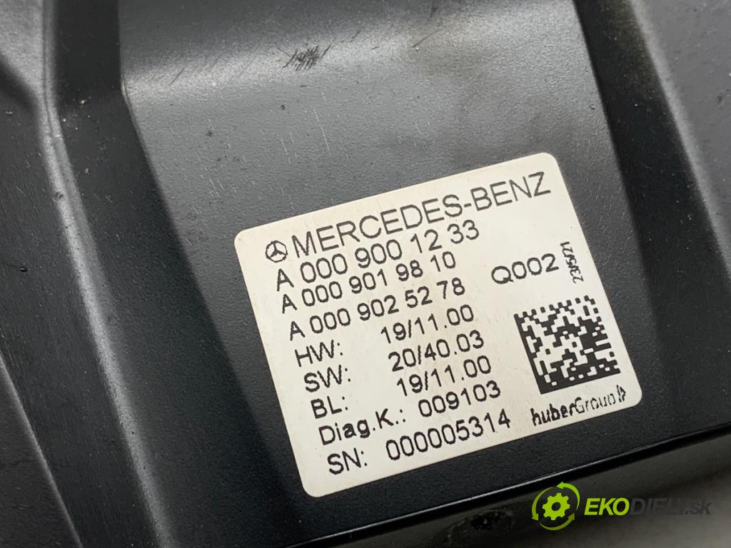 MERCEDES-BENZ eSPRINTER Skrzynia Skrzynia 2021 85 kW Electric (910.633)  Modul Rozdeľovač NAPÄTIA: A0009001233
