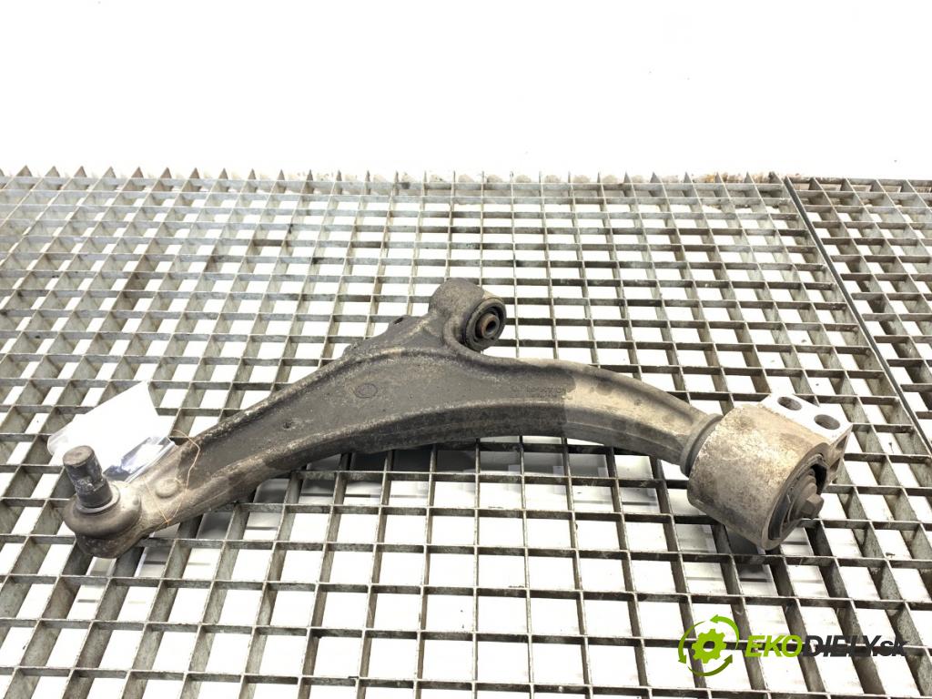 OPEL ASTRA J liftback 2012 132 kW 1.6 Turbo (68) 1598 rameno levý přední část 