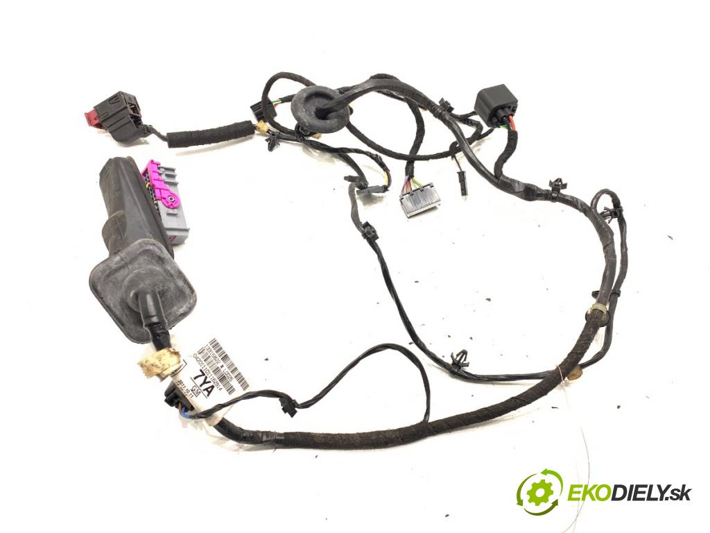 OPEL ASTRA J liftback 2012 132 kW 1.6 Turbo (68) 1598 káblovačka dveře přední část levý 13315822