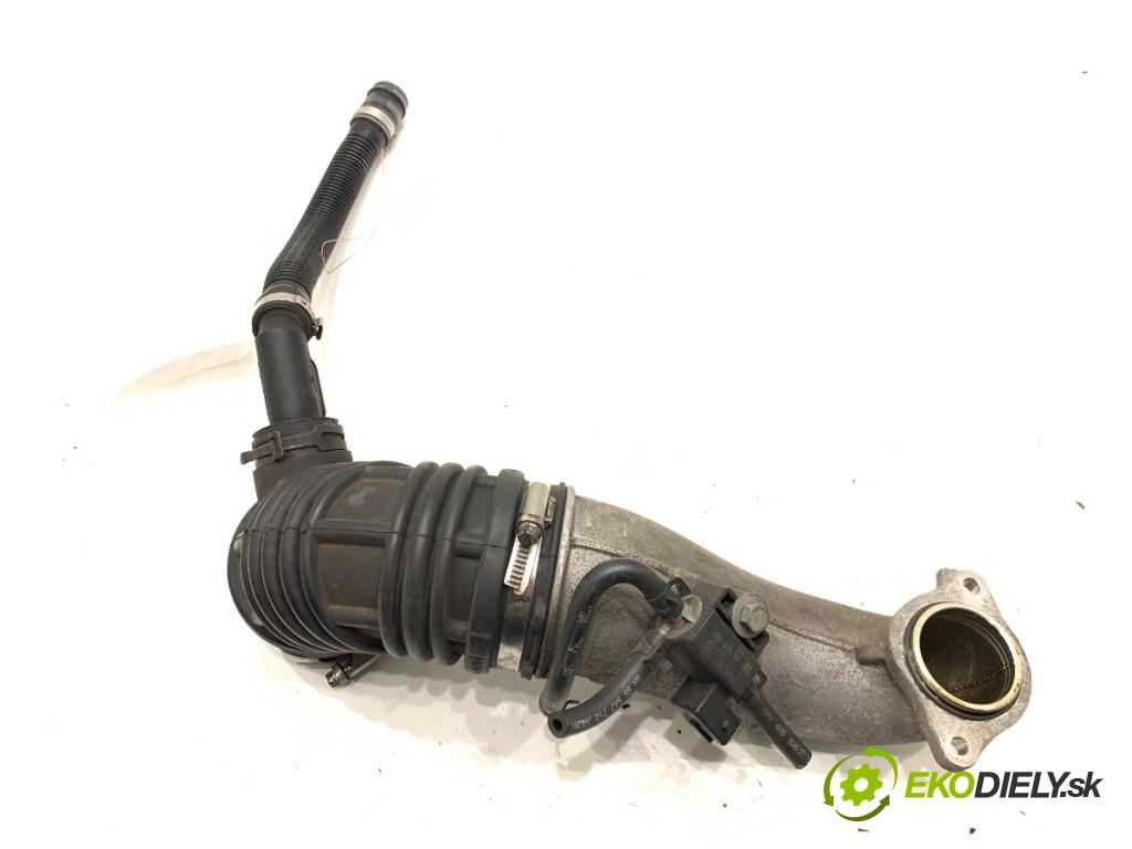 OPEL ASTRA J liftback 2012 132 kW 1.6 Turbo (68) 1598 Rúra vzduchu 13256856