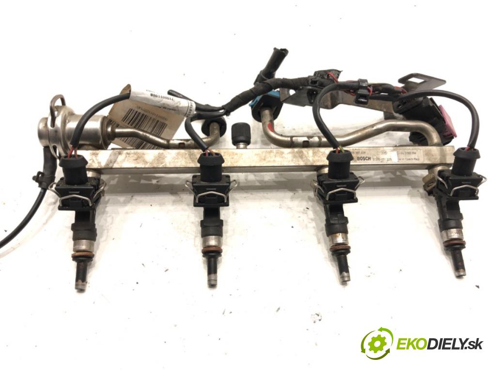 OPEL ASTRA J liftback 2012 132 kW 1.6 Turbo (68) 1598 lišta vstřikovací 0280158108 (Vstřikovací lišta)