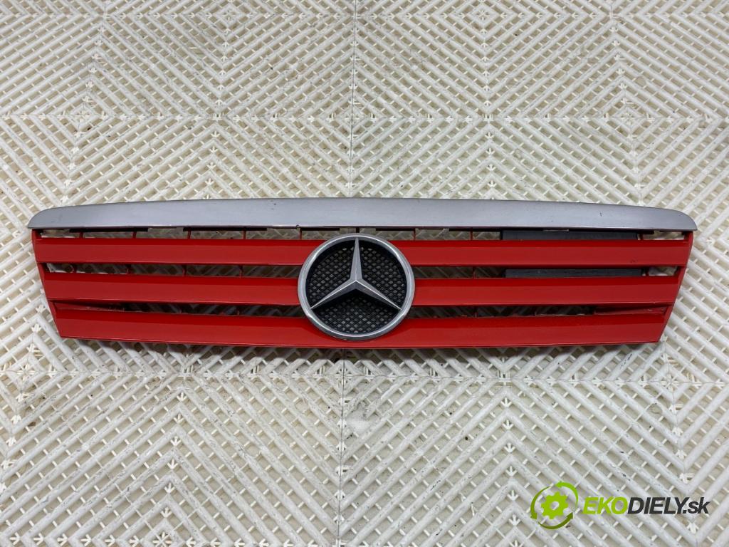 MERCEDES-BENZ W168 liftback 1998 60 kW A 140 (168.031, 168.131) 1397 mřížka maska 1688800083 (Přední mřížka (maska chladiče))