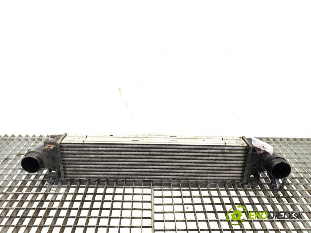 VOLVO XC60 I SUV 2015 140 kW D4 AWD 2400 intercooler 31338475 (Intercooler (chladič stlačeného vzduchu))