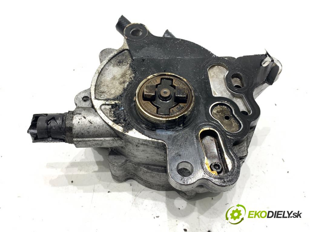 VW GOLF V liftback 2004 103 kW 2.0 TDI 1968 Pumpa vákuová 03G145209