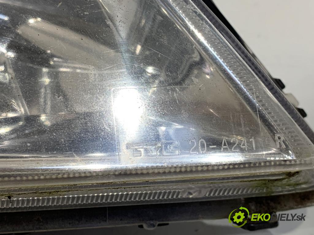 TOYOTA COROLLA E11 sedan 2002 71 kW 1.4 16V (ZZE111_) 1398 Svetlomet pravy predný