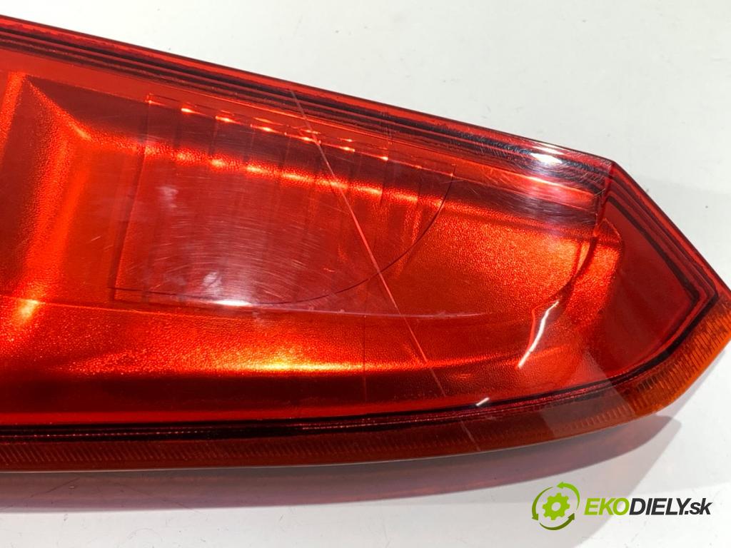 FORD FIESTA MK6 liftback 2006 50 kW 1.4 TDCi 1399 světlo pravý zadní část