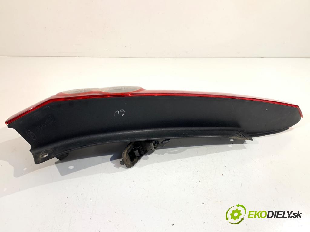 FORD FIESTA MK6 liftback 2006 50 kW 1.4 TDCi 1399 světlo levý zadní část 6S61-13405-AG