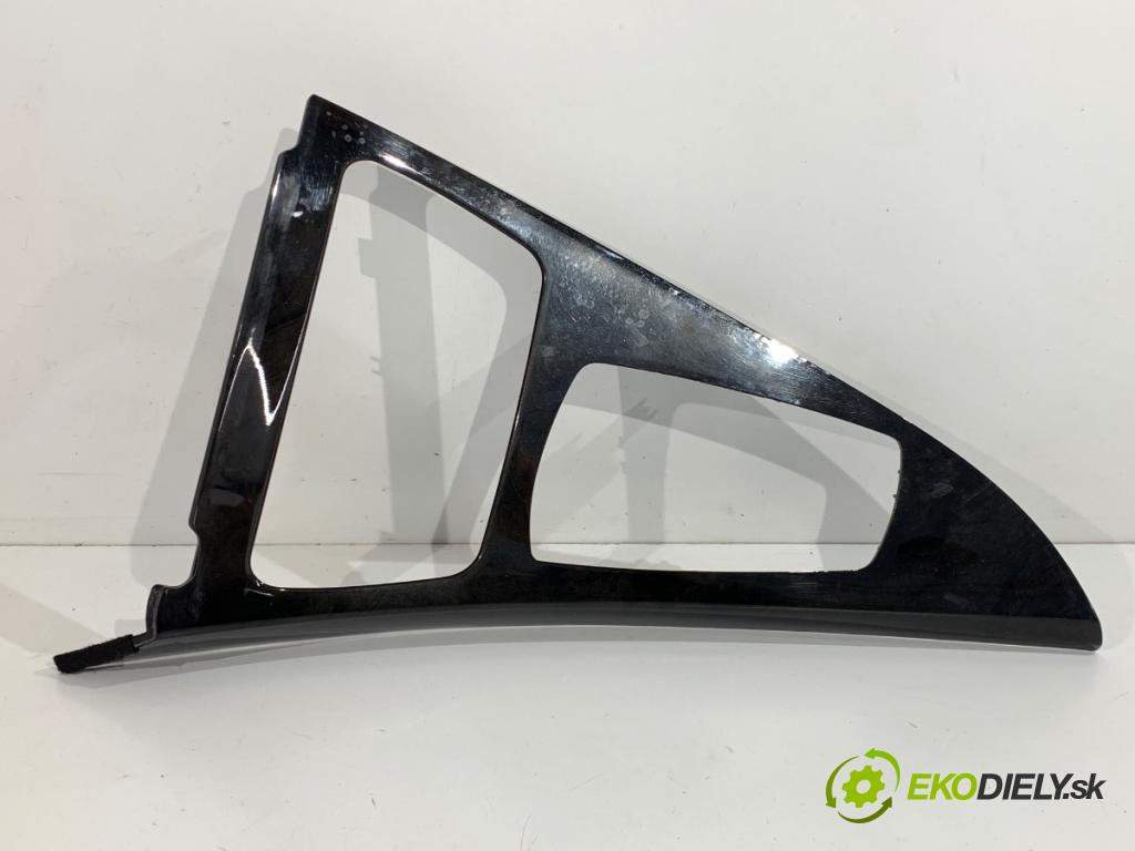 BMW F06 coupe 2015 230 kW 640 d xDrive 2993 lišty kryt 9242733 (Lišta)