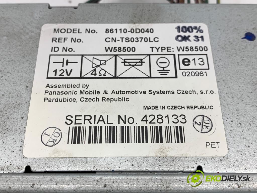 TOYOTA YARIS I liftback 2005 48 kW 1.0 (SCP10_) 998 RADIO 86110-0D040 (Audio zařízení)