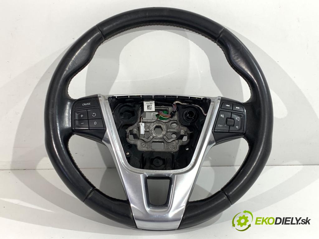 VOLVO XC60 I SUV 2015 140 kW D4 AWD 2400 Volant P31250592 (Volant)