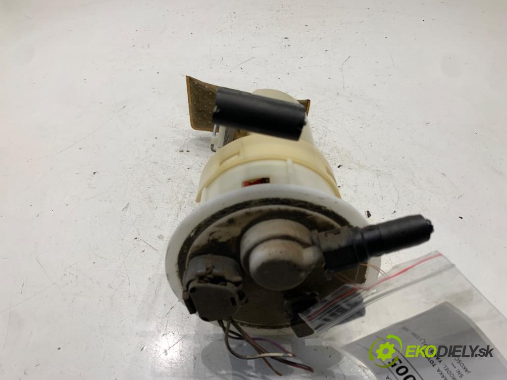 TOYOTA YARIS I liftback 2005 48 kW 1.0 (SCP10_) 998 pumpa paliva 77020-0D010