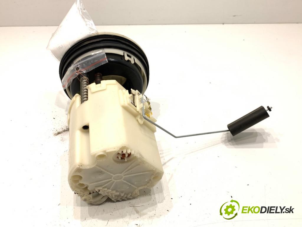 MAZDA 2 DE liftback 2008 63 kW 1.3 (DE3FS) 1349 pumpa paliva ZJ38-1335-XB