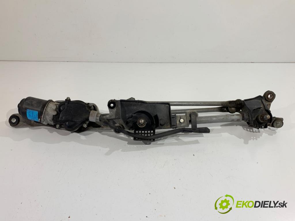 MAZDA 2 DE liftback 2008 63 kW 1.3 (DE3FS) 1349 Mechanizmus stieračov predný LDF71 (Motorček stieračov predný)