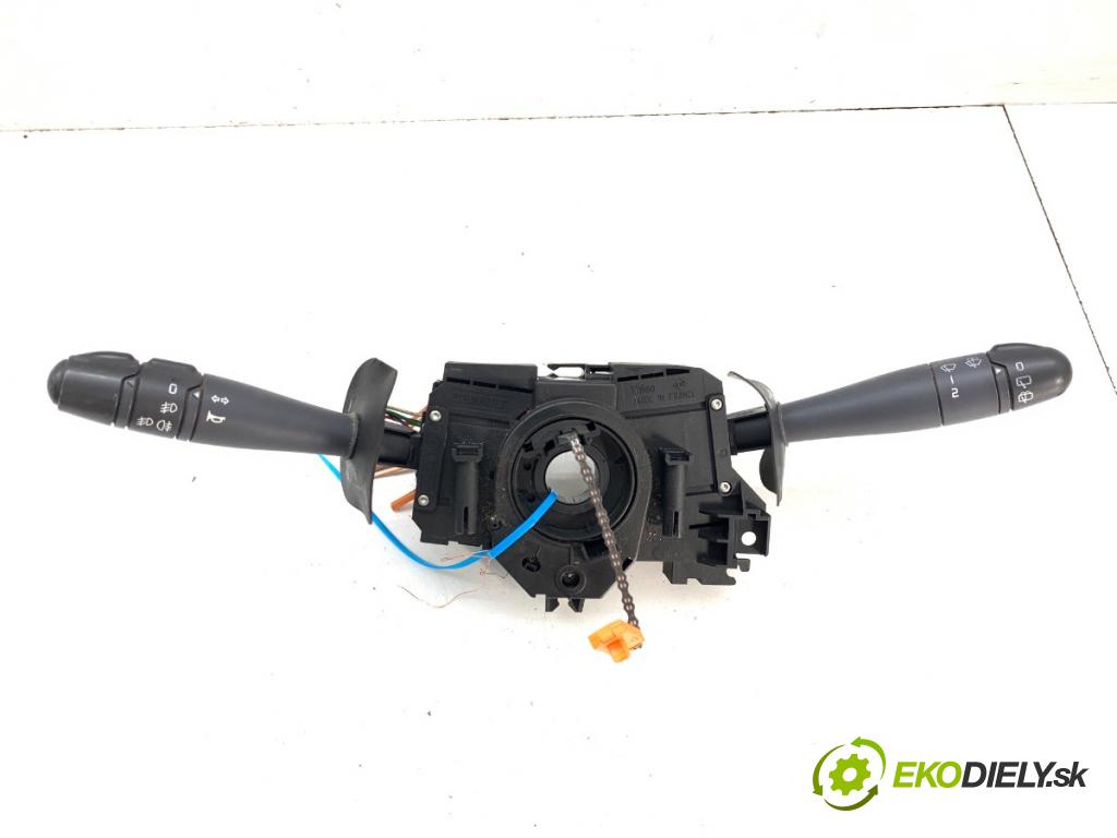 RENAULT CLIO II liftback 1998 55 kW 1.4 (B/CB0C, B/CB0S) 1390 Prepínač kombinovaný 7701045279 (Prepínacie páčky pod volantom)