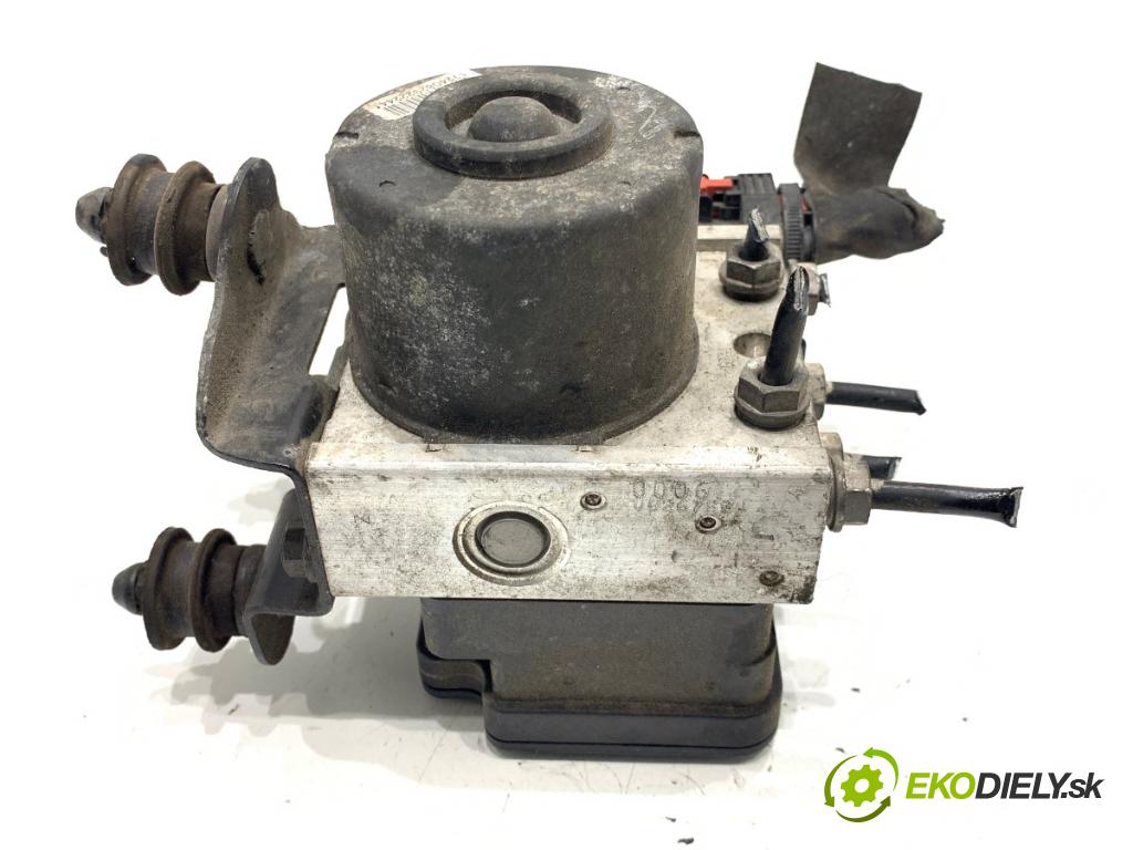 VW GOLF V liftback 2004 103 kW 2.0 TDI 1968 pumpa ABS 1K0907379N (Pumpa ABS)