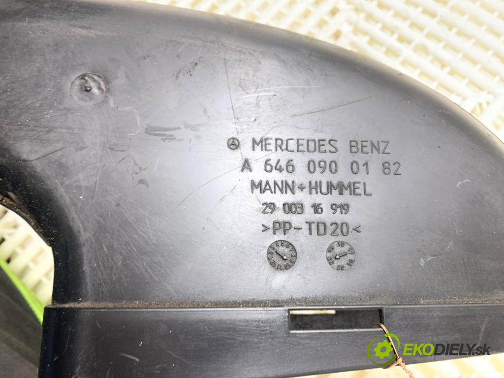 MERCEDES-BENZ S204 Kombi 2009 100 kW C 200 CDI (204.207) 2148 Rúra vzduchu A6460900182