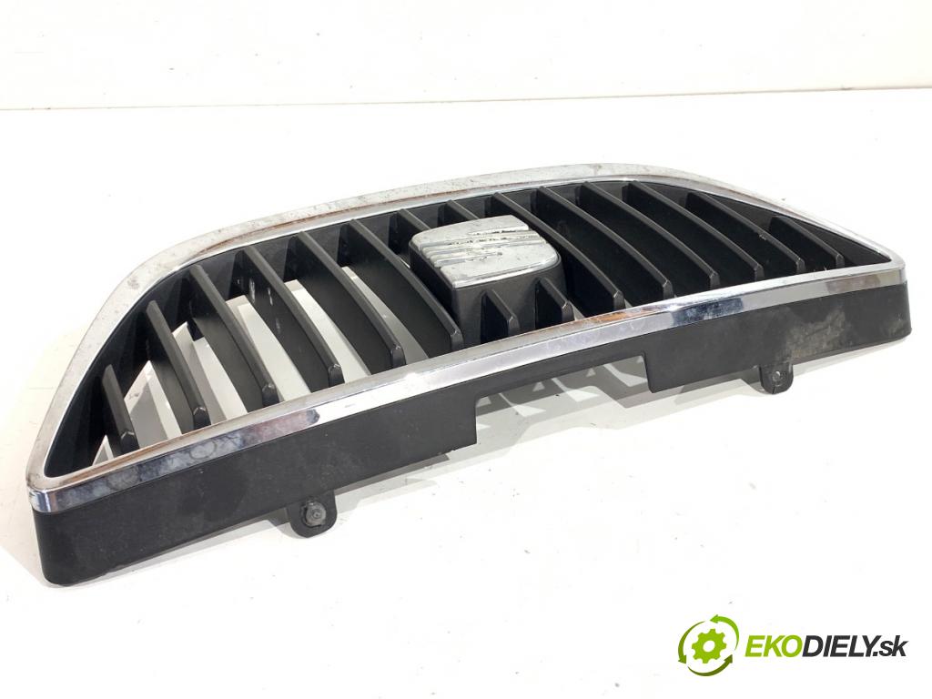 SEAT IBIZA IV liftback 2008 63 kW 1.4 1390 mřížka maska 6J0853651 (Přední mřížka (maska chladiče))