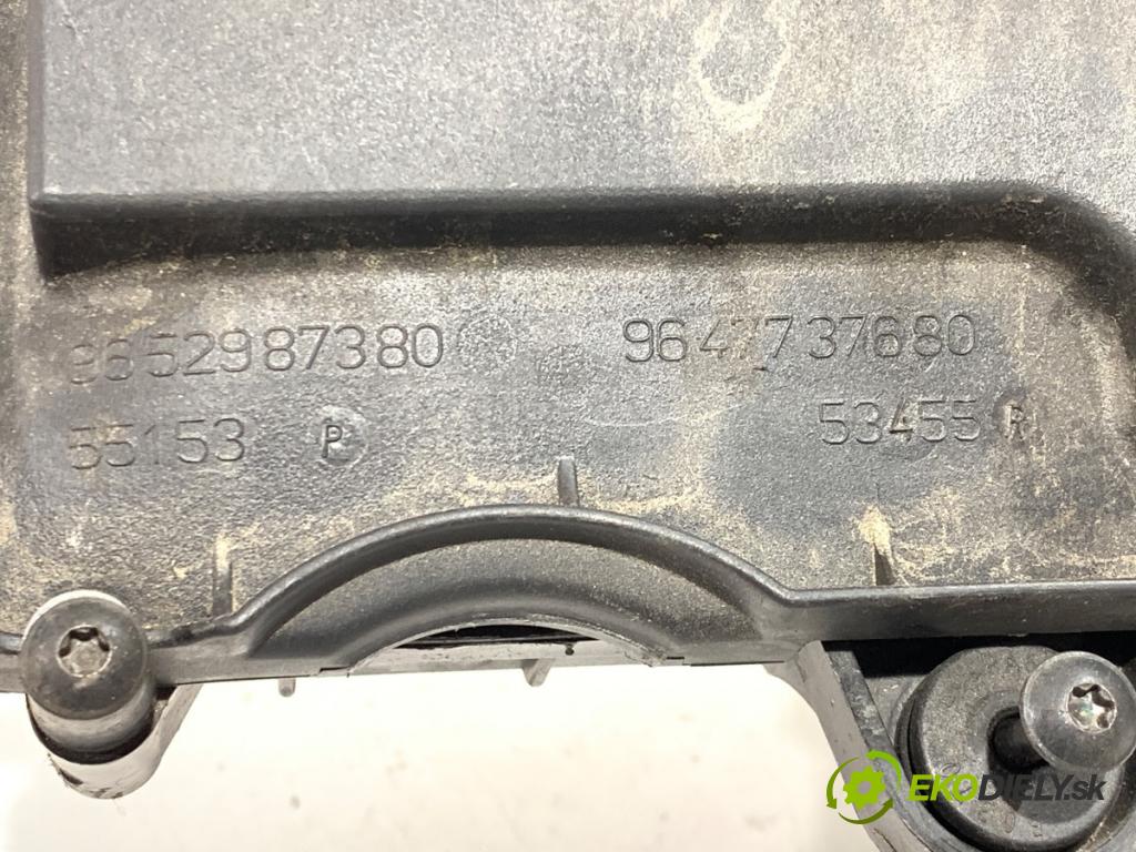 FORD FIESTA MK6 liftback 2006 50 kW 1.4 TDCi 1399 Obal filtra vzduchu 9652987380 (Obal vzduchového filtra)