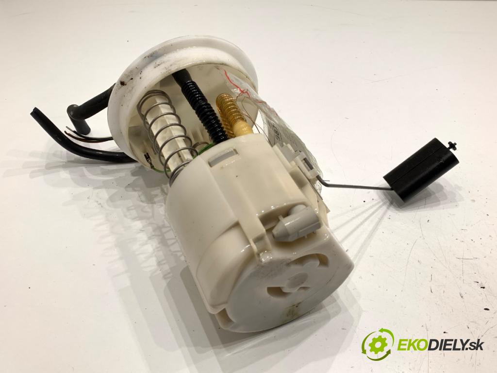 FORD FIESTA MK6 liftback 2006 50 kW 1.4 TDCi 1399 pumpa paliva 2S61-9275-AF