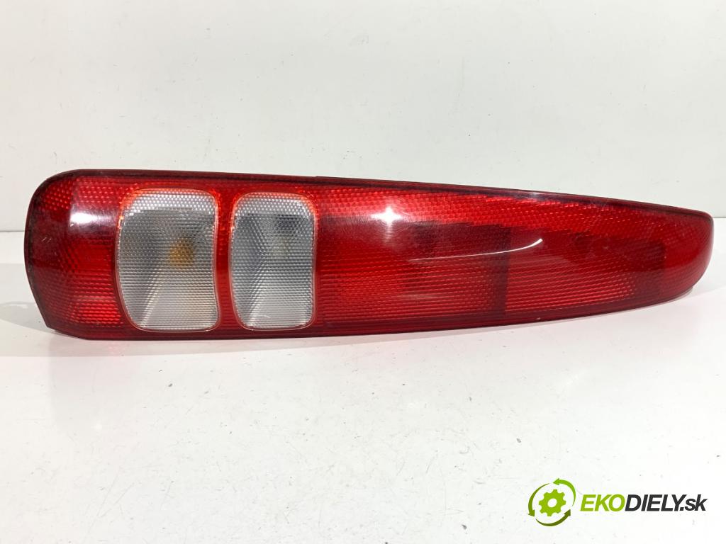 HONDA HR-V SUV 2001 77 kW 1.6 16V (GH1, GH3) 1590 světlo levý zadní část 