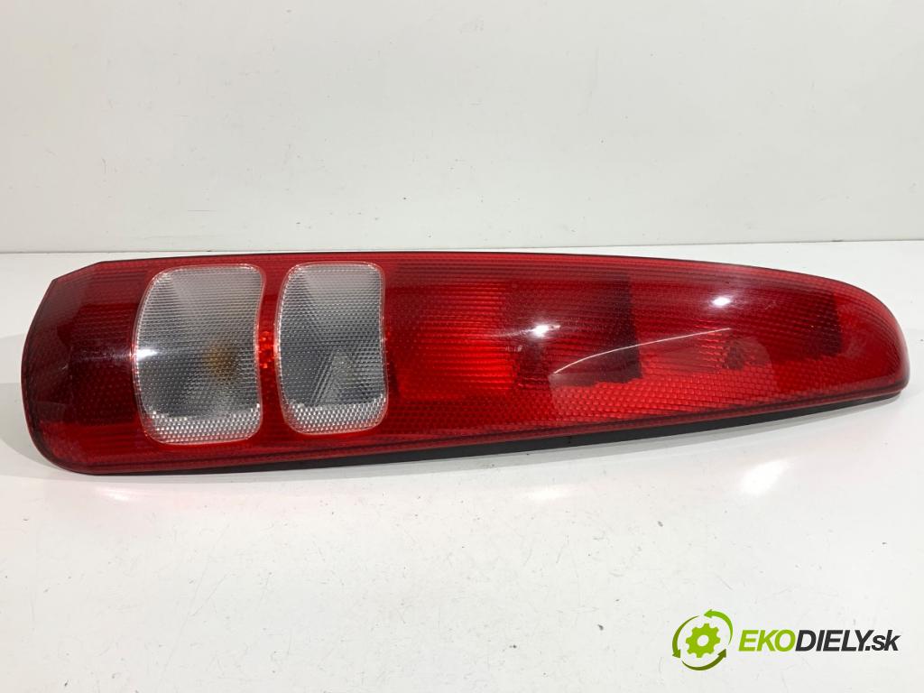 HONDA HR-V SUV 2001 77 kW 1.6 16V (GH1, GH3) 1590 světlo pravý zadní část 