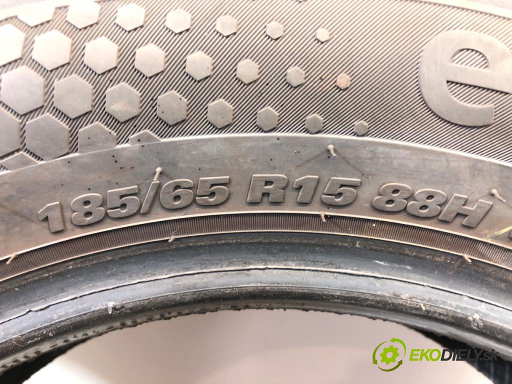 --- --- PNEUMATIKY: 2X 185/65 R15 KUMHO