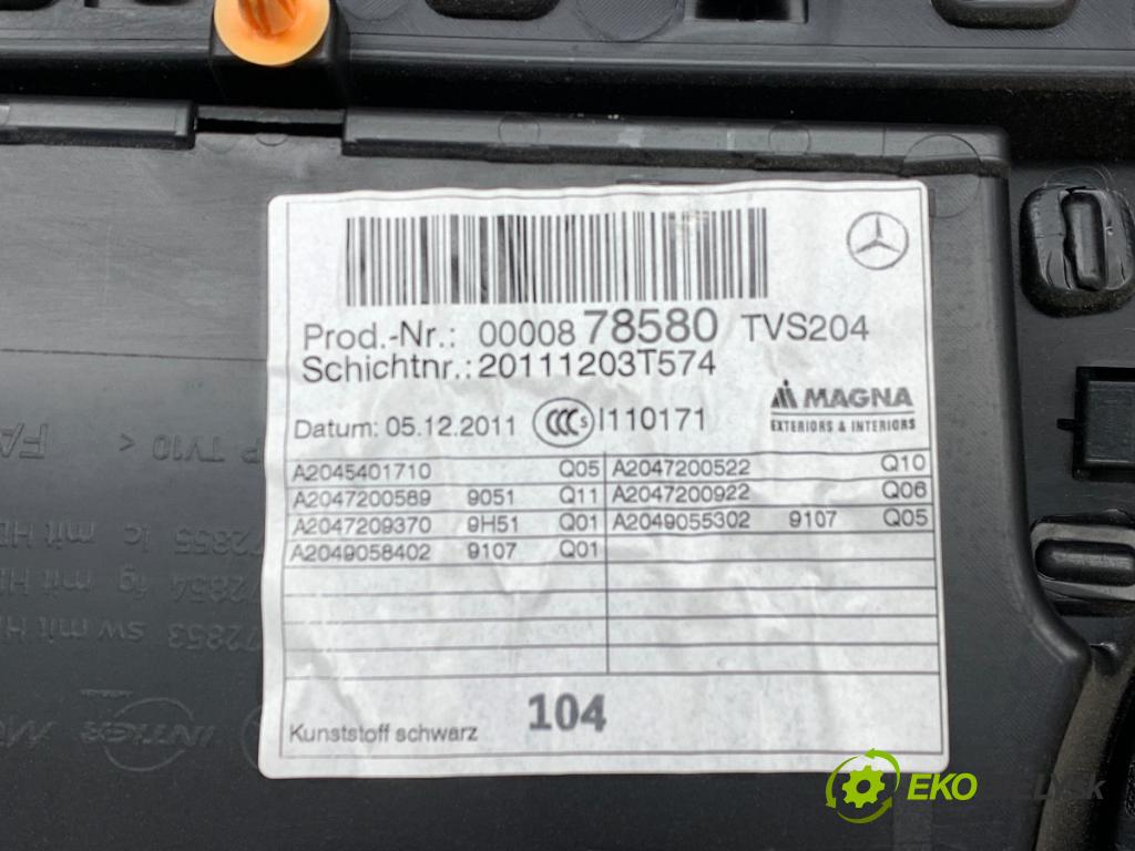 MERCEDES-BENZ S204 Kombi 2011 115 kW C 180 CGI (204.249) 1796 čalúnenie Dvere ľavy predný