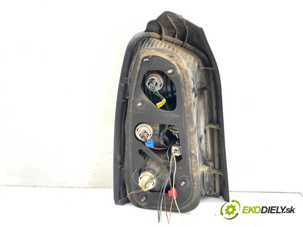 HYUNDAI TRAJET nadwozie wielkoprzestrzenne (MPV) 2003 83 kW 2.0 CRDi 1991 světlo pravý zadní část