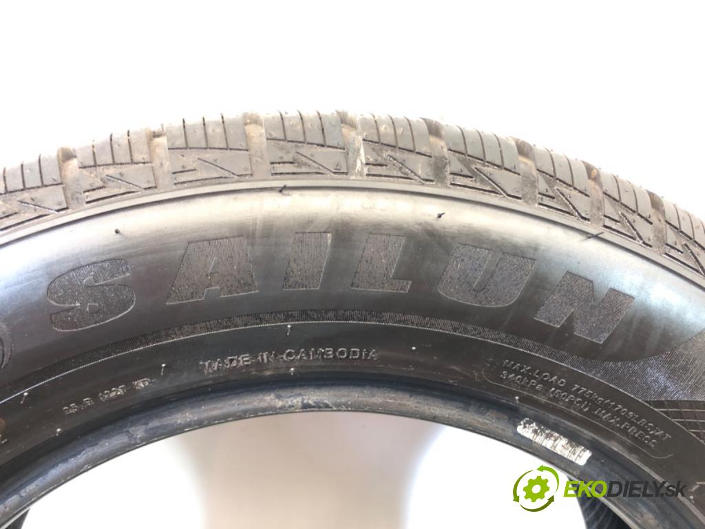 --- --- PNEUMATIKY: PARA: VÍCENÁ SEZÓNA: 215/60 R16 SAILUN: