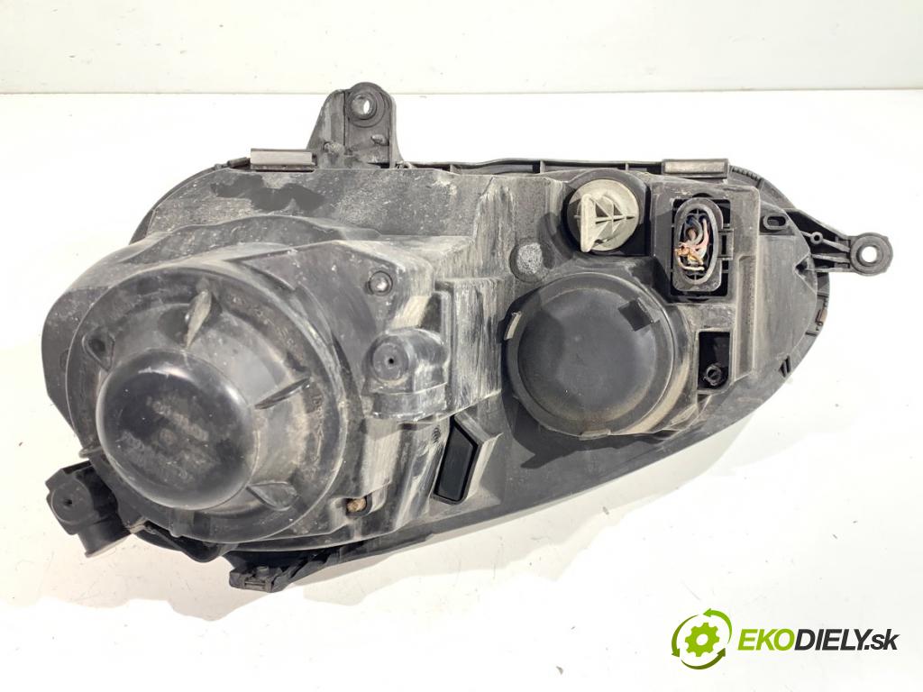 VW GOLF V liftback 2004 77 kW 1.9 TDI 1896 světlomet pravý přední část 1K6941006N