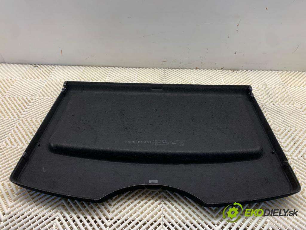 SKODA RAPID liftback 2014 77 kW 1.2 TSI 1197 pláto zadní část 5JJ867769