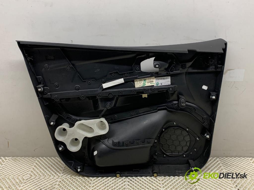 RENAULT CAPTUR I liftback 2018 66 kW 1.5 dCi 90 1461 čalúnenie Dvere pravy predný